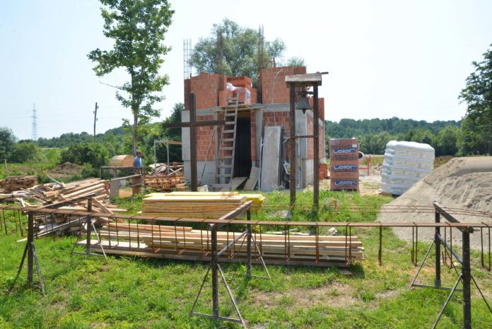 IZGRADNJA-KAPELE-U-MADŽARIMA-01