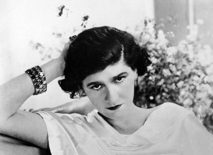 1200px-Coco_Chanel,_1920