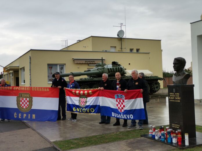 IMG-8794067a9d5ee959b249bbf7af097b63-V