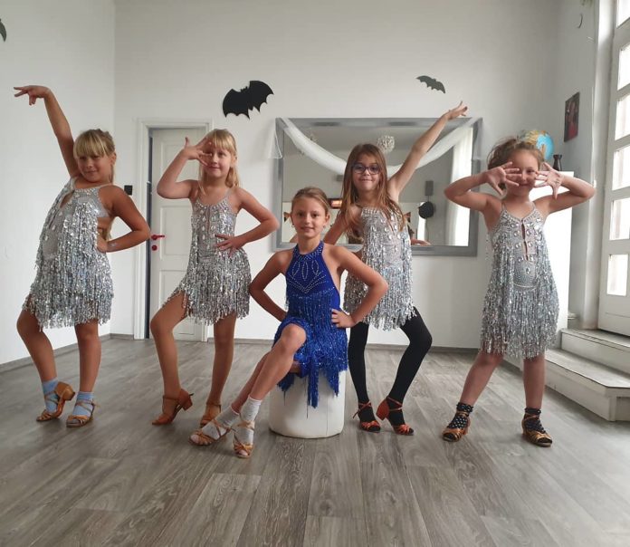 74338152_2170308539937857_4473659972990795776_o