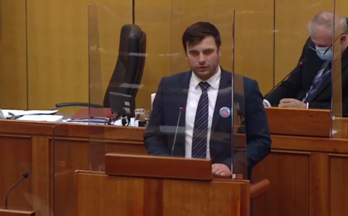 Screenshot_2021-01-20 (20+) Facebook