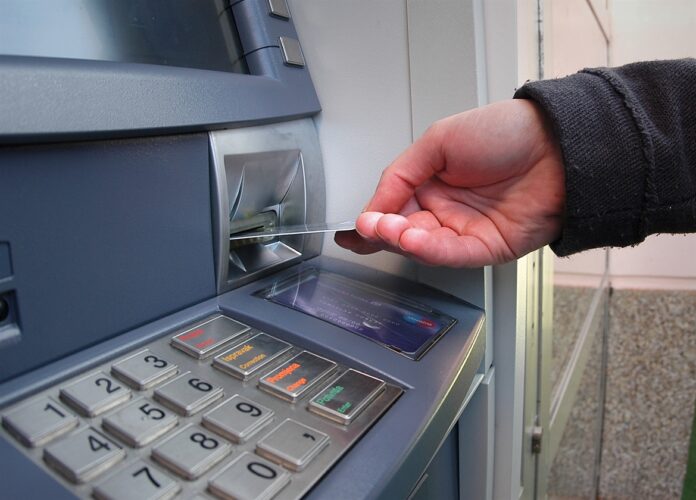 bankomati_kradja112-crn